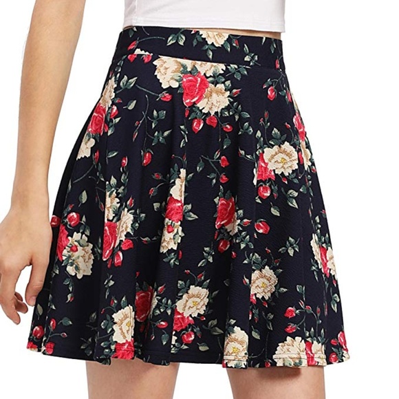 SheIn Women's Basic Solid Flared Mini Skater Skirt - Picture 1 of 5
